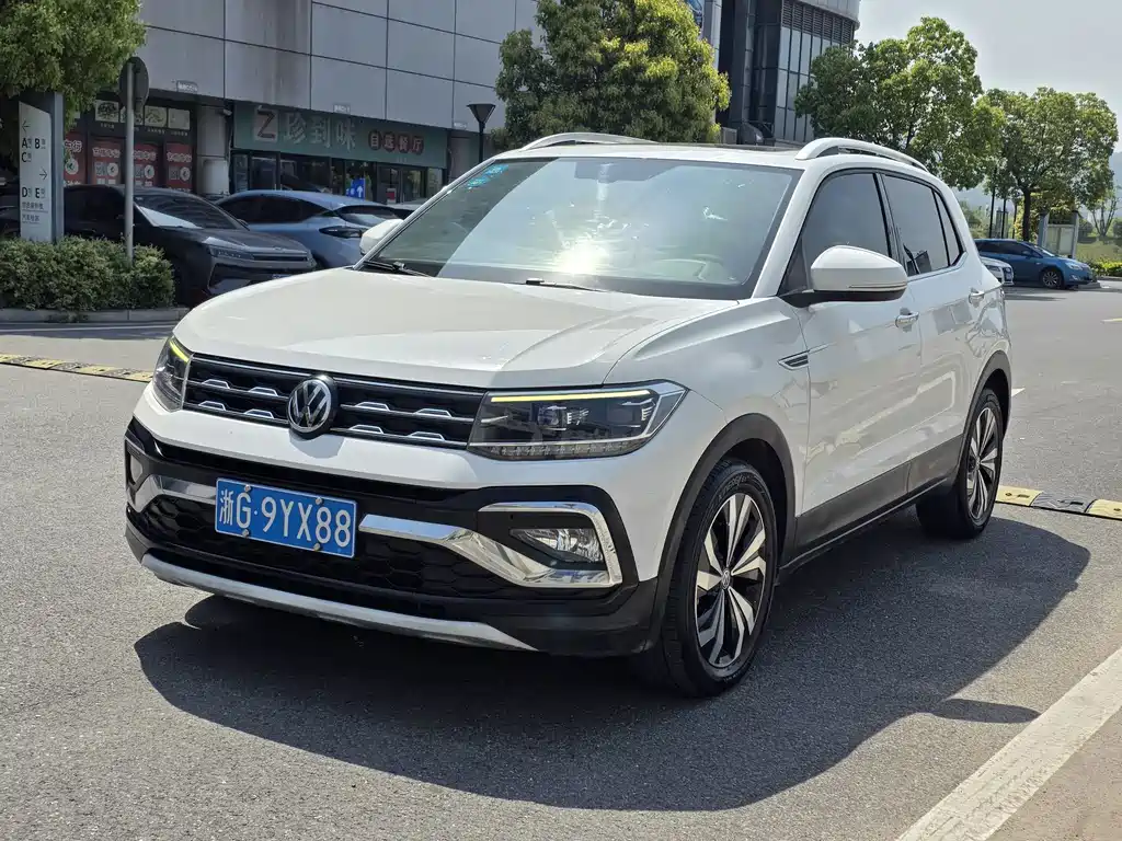 Купить Volkswagen T-Cross