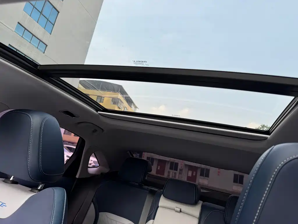 GEELY AUTOMOBILE XINGRUI