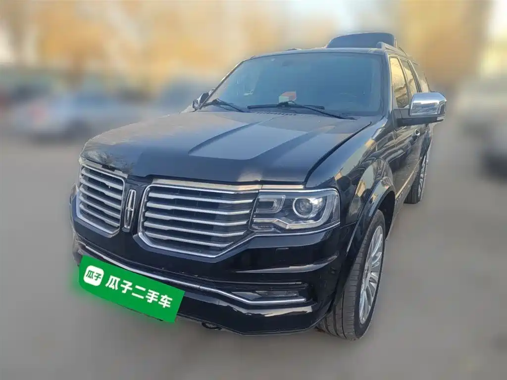 LINCOLN NAVIGATOR