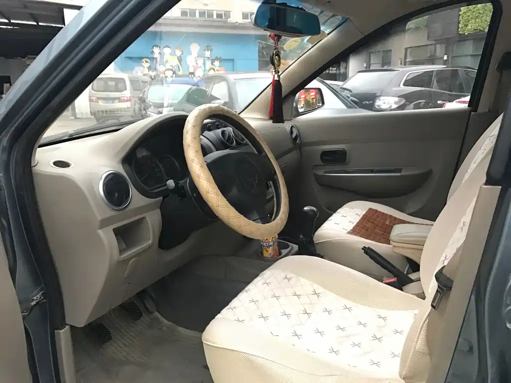 Wuling Hongguang — миниатюра 7