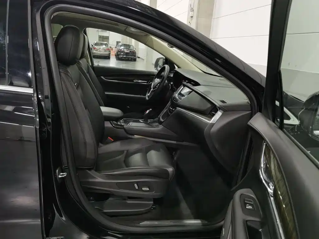 Cadillac XT5 — миниатюра 23