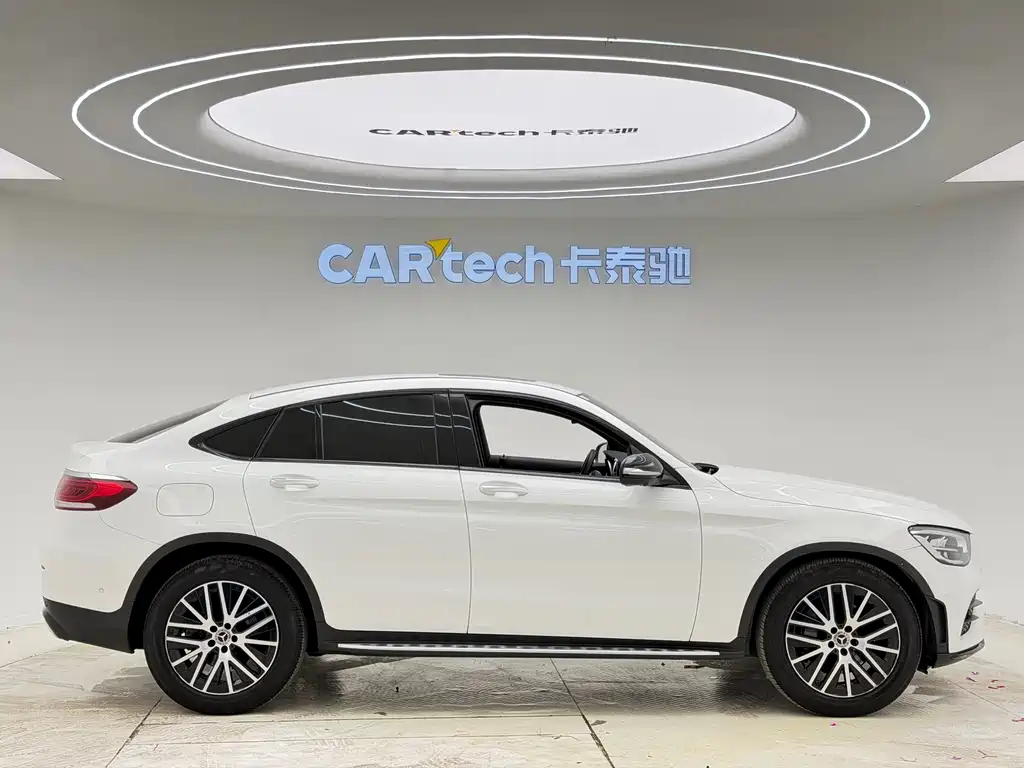 Mercedes-Benz GLC 2020 GLC 300 4MATIC SUV