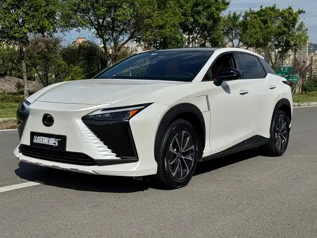 LEXUS RZ 2023