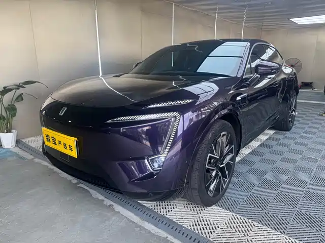 2023 Avatr 11