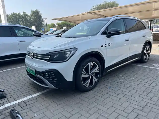 VOLKSWAGEN ID.6 CROZZ 2024