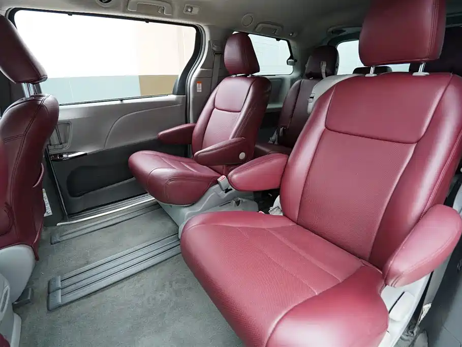 Toyota Sienna — фотографии объявления, Фото 14