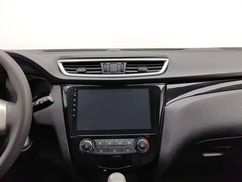 Nissan Qashqai — миниатюра 12