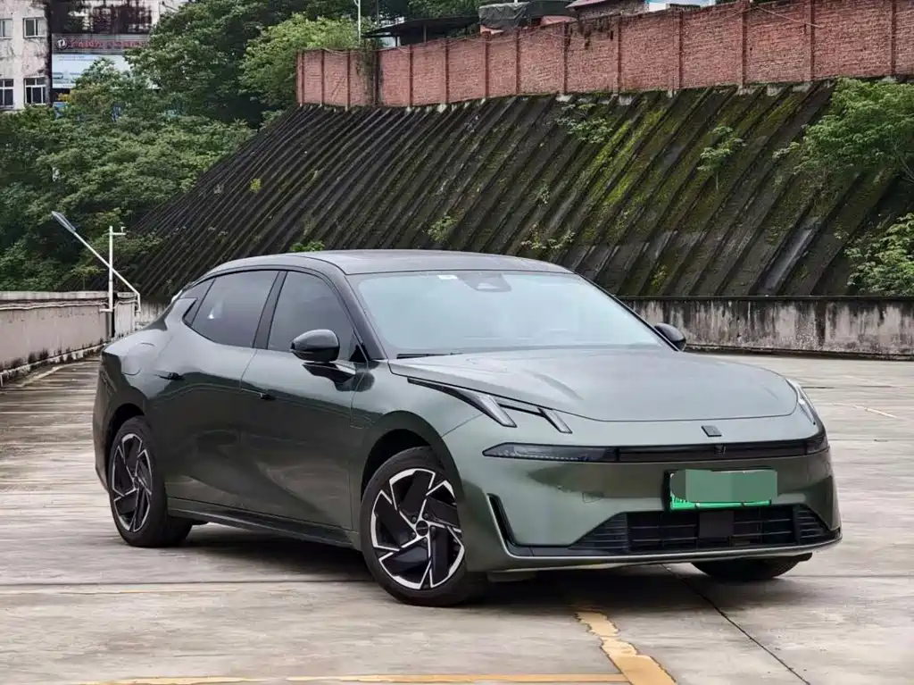 Lynk & Co 07 EM-P 2024 EM-P 126 Halo