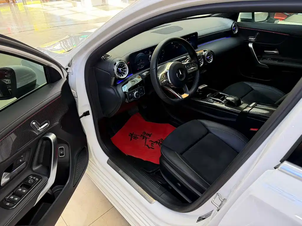 Mercedes-Benz A-Class - фото 5