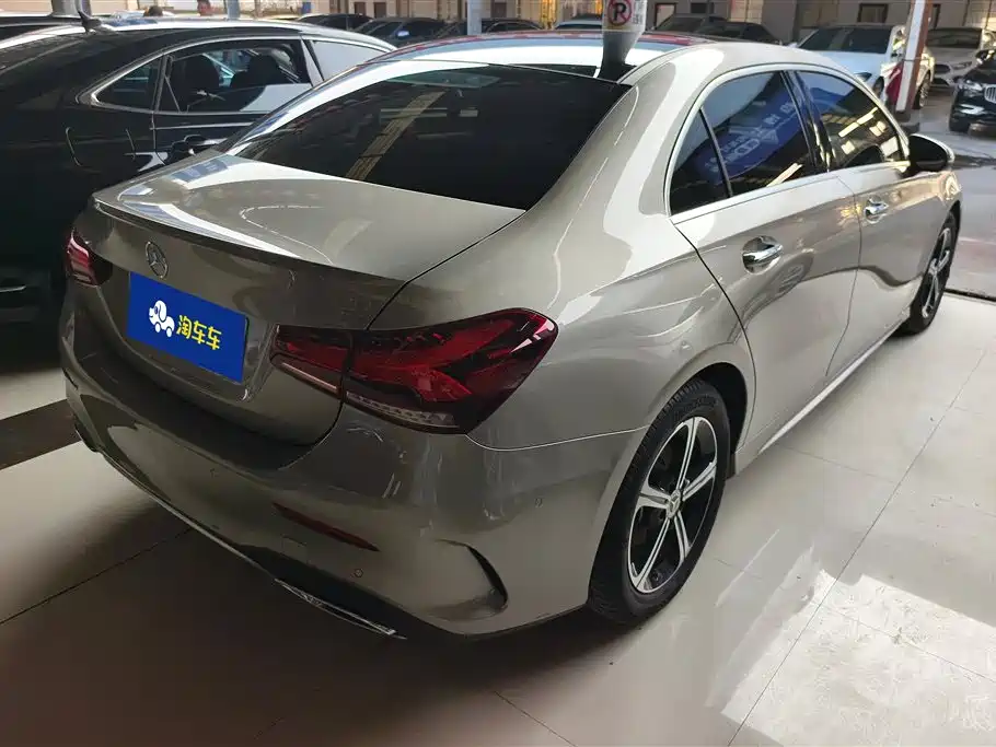 MERCEDES-BENZ A CLASS