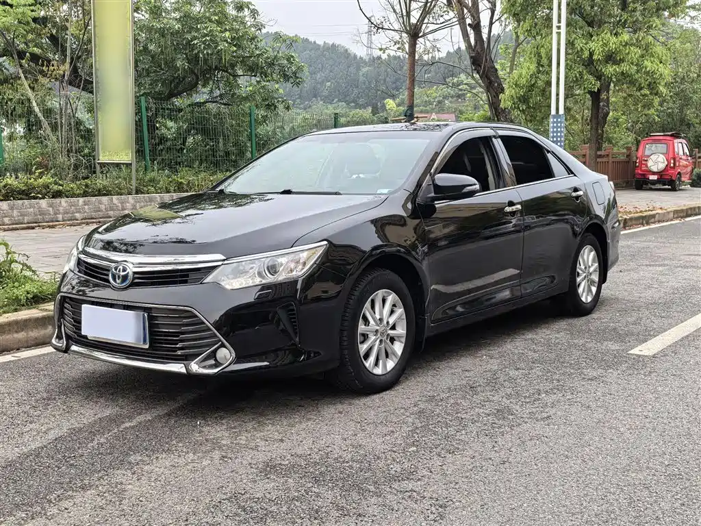 Toyota Camry 2017