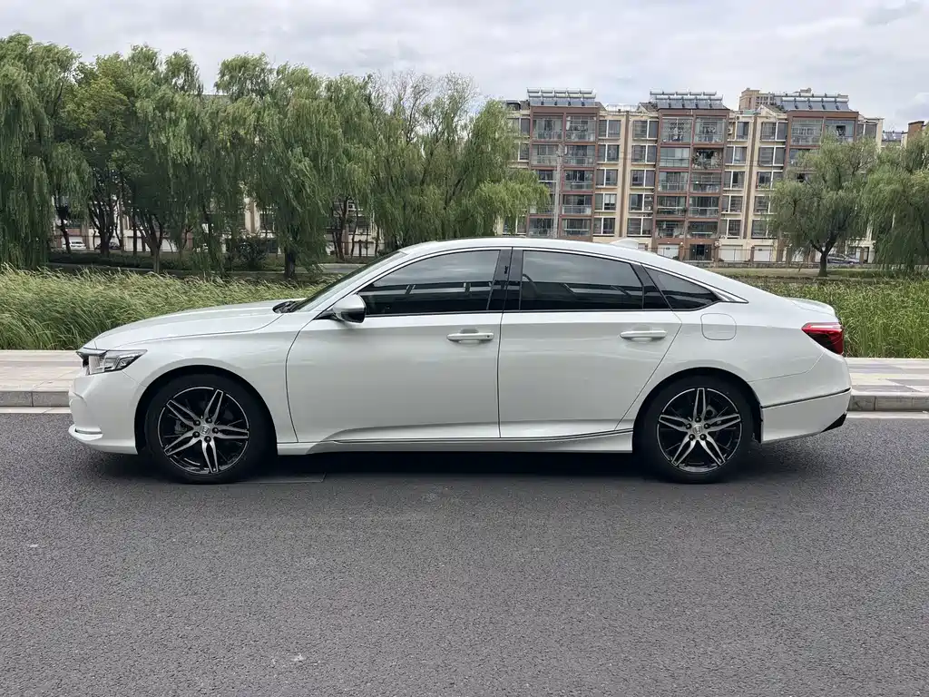 Honda Inspire — миниатюра 4