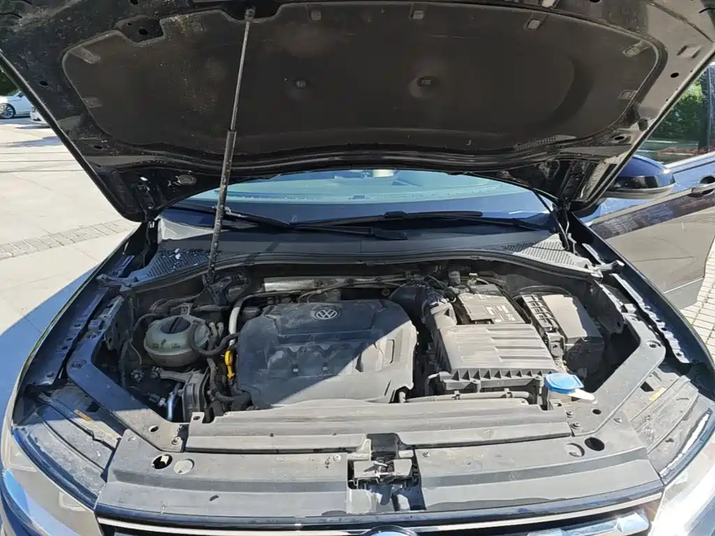 Volkswagen Tiguan L — миниатюра 16