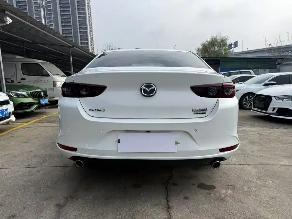 MAZDA 3 ANGKESAILA