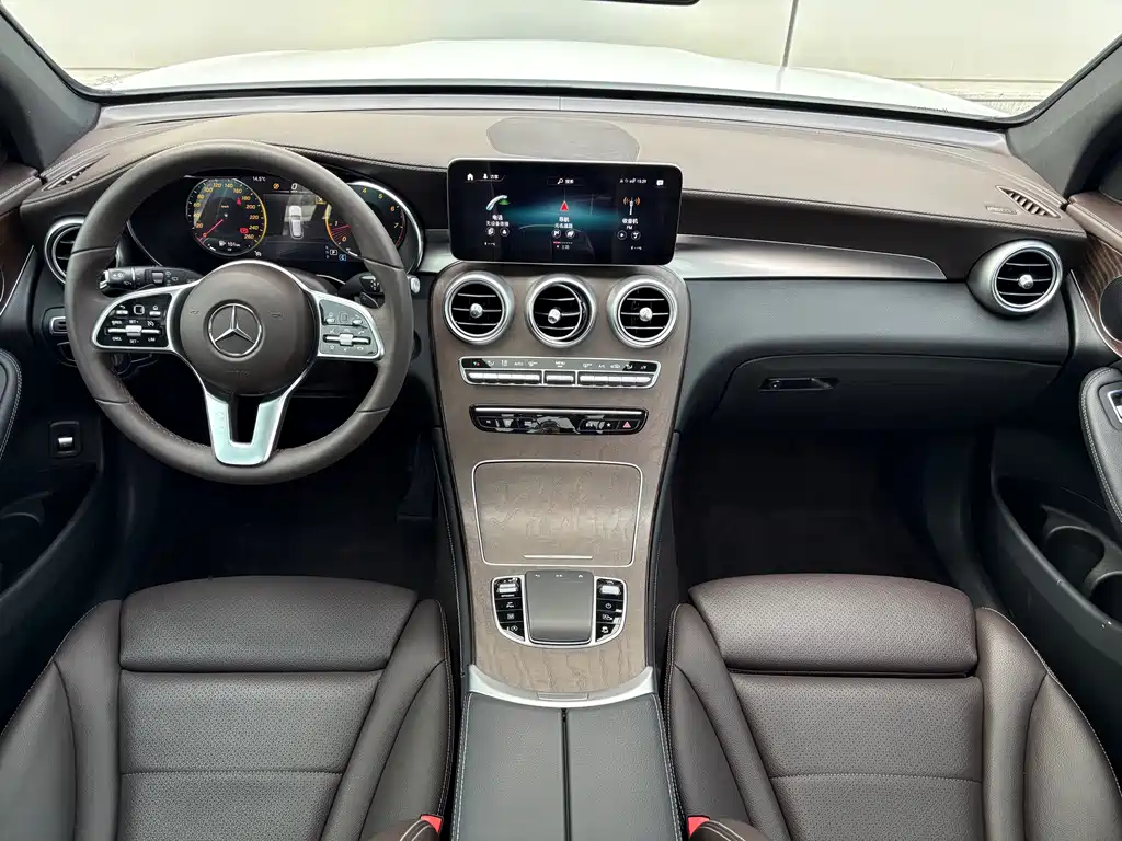 Mercedes-Benz GLC 2022 GLC 260 L 4MATIC Luxury