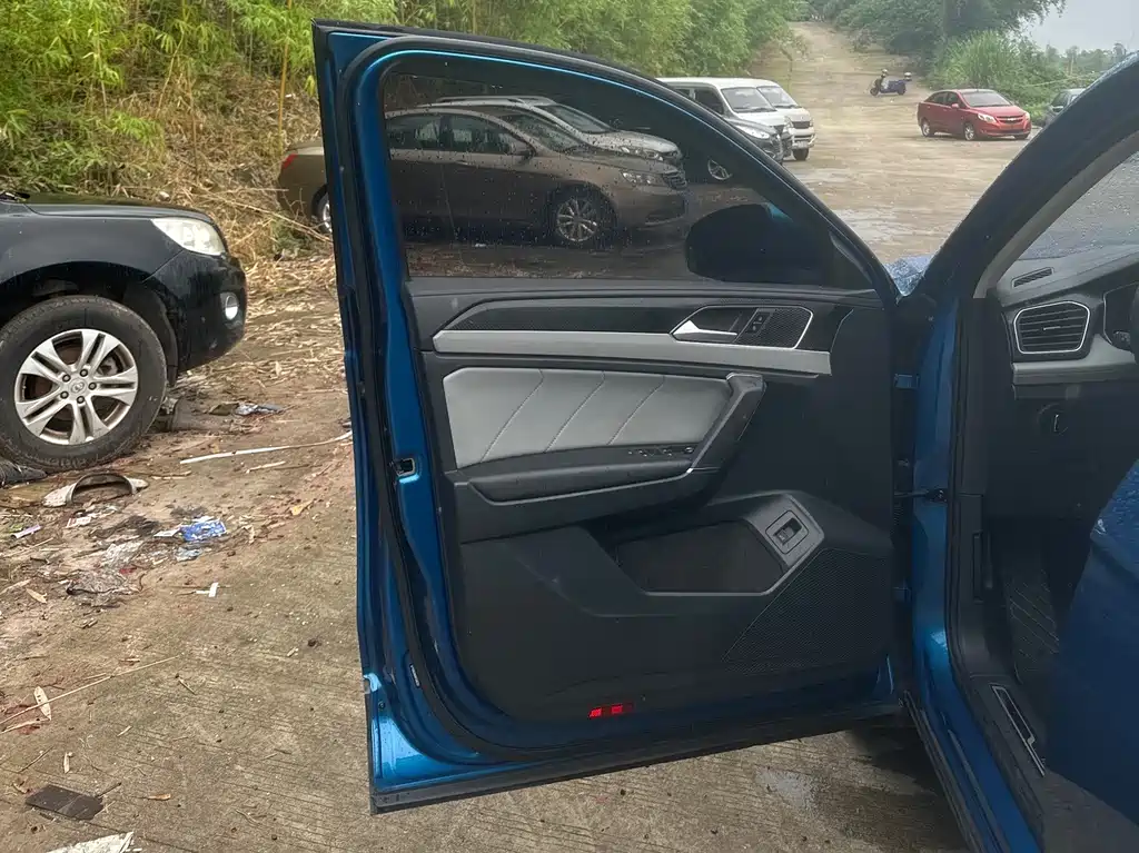 Volkswagen Tayron 2023 330TSI Luxury Plus