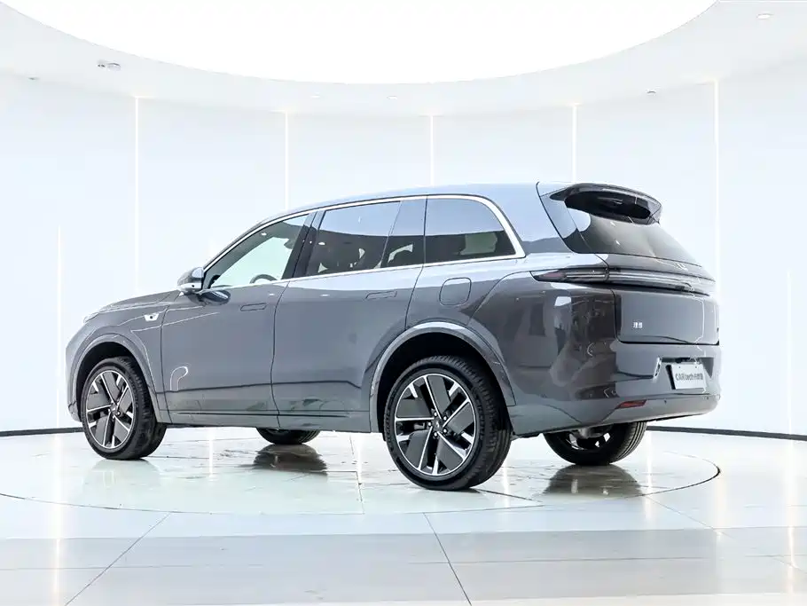 Li Auto L8 2025 Ultra