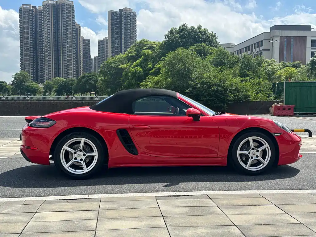 Porsche 718 2022 Boxster 2.0T