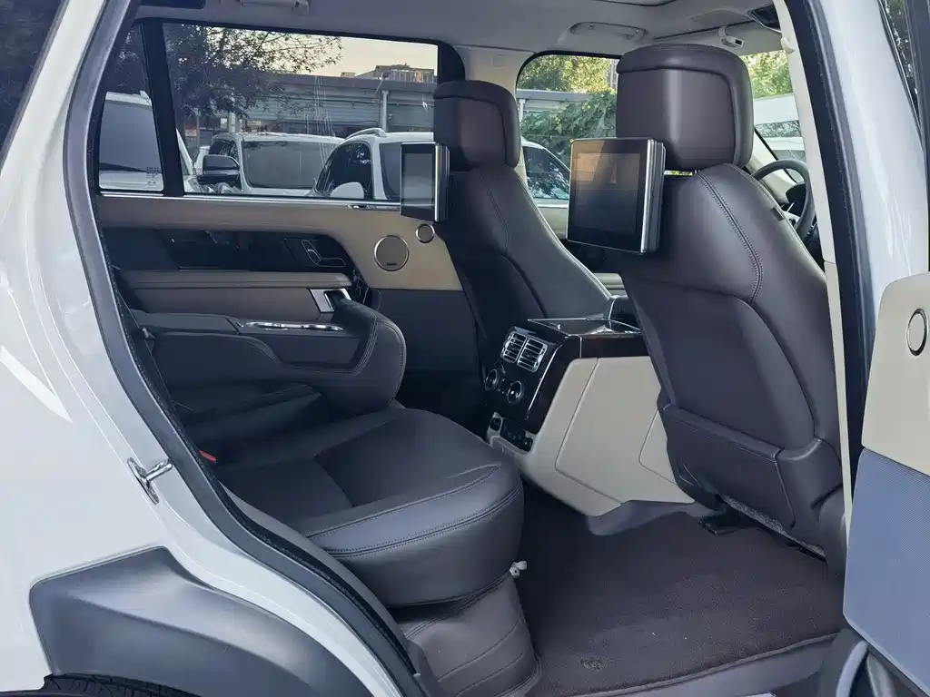 Land Rover Range Rover — миниатюра 11