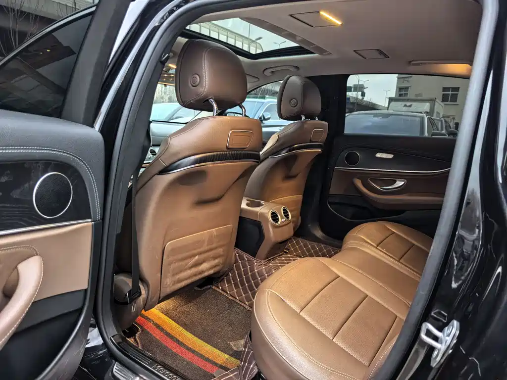Mercedes-Benz E-Class E 2019 E 200 L Sport 4MATIC