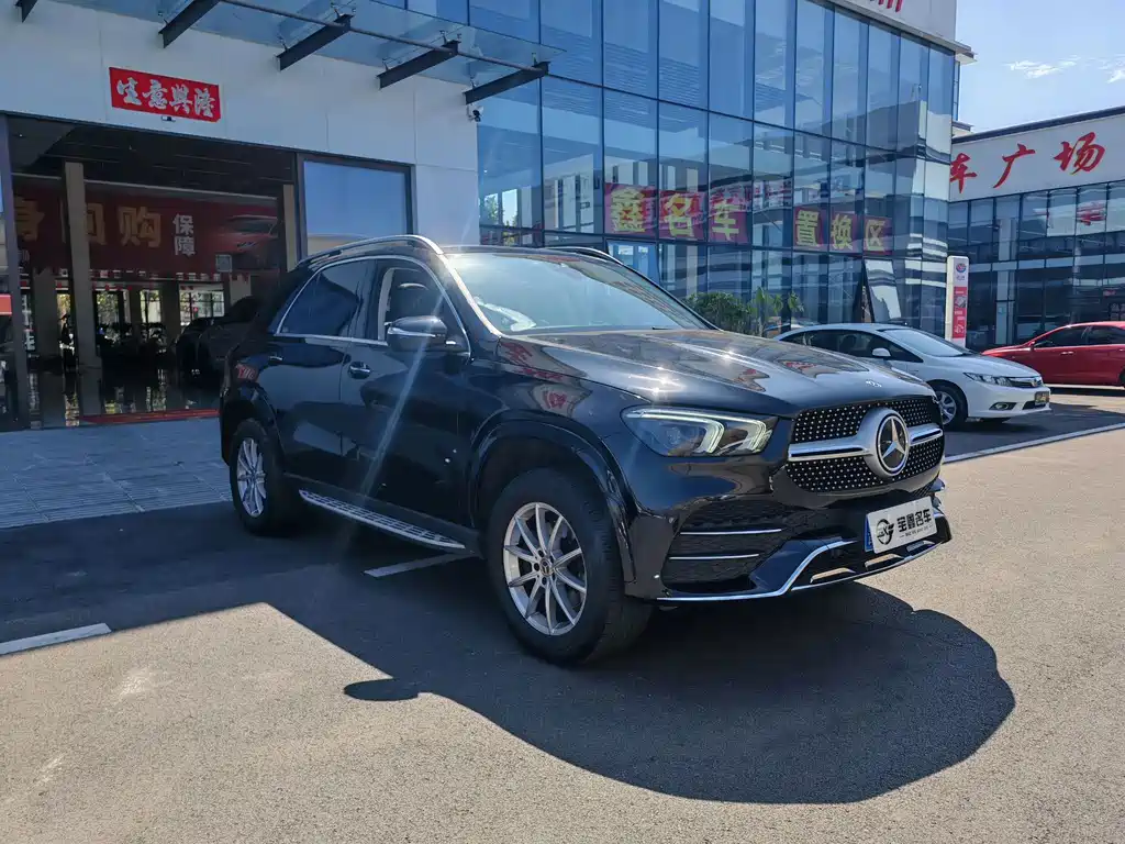 Mercedes-Benz GLE (Import) — миниатюра 3