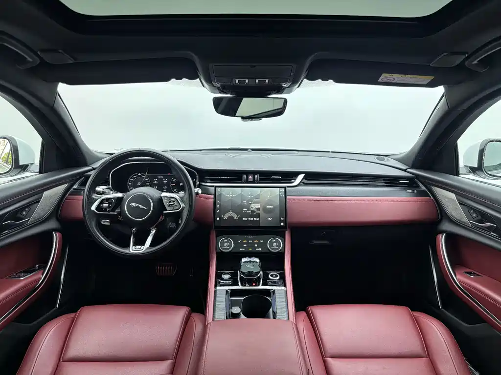 Jaguar XFL — миниатюра 7