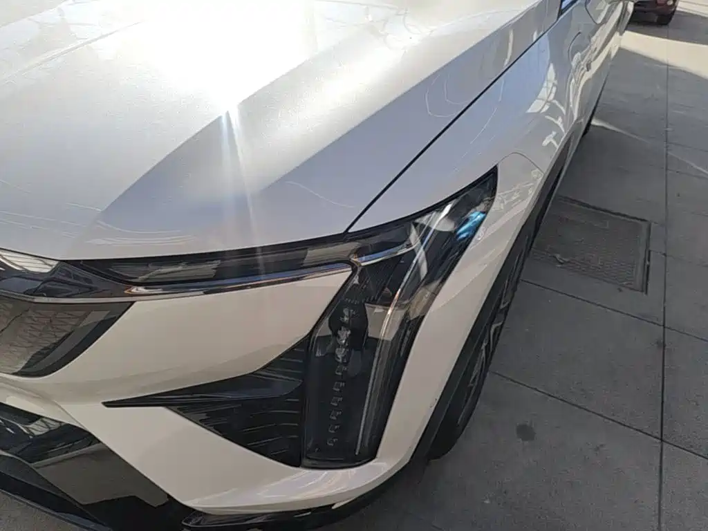 Cadillac IQ — миниатюра 24
