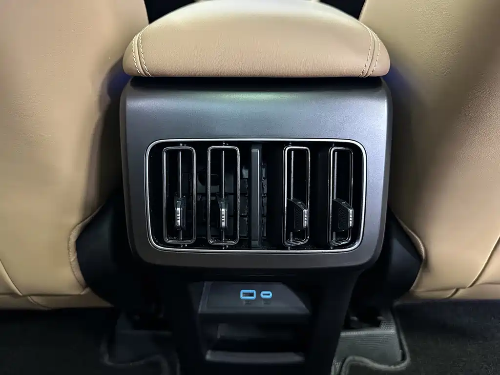 BYD L DM-i — миниатюра 37
