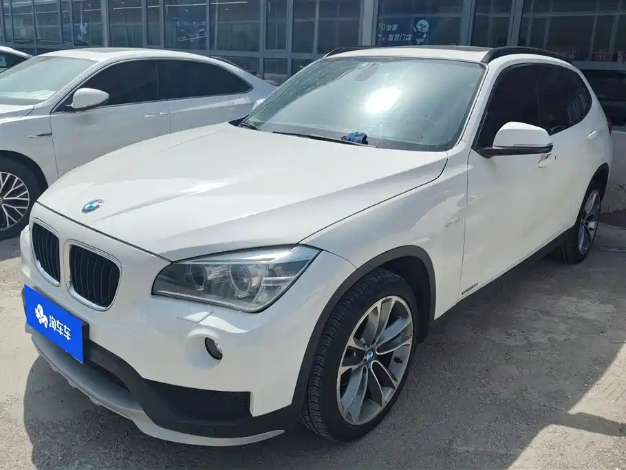BMW X1 2015 sDrive18i Leading Premium Class Edition