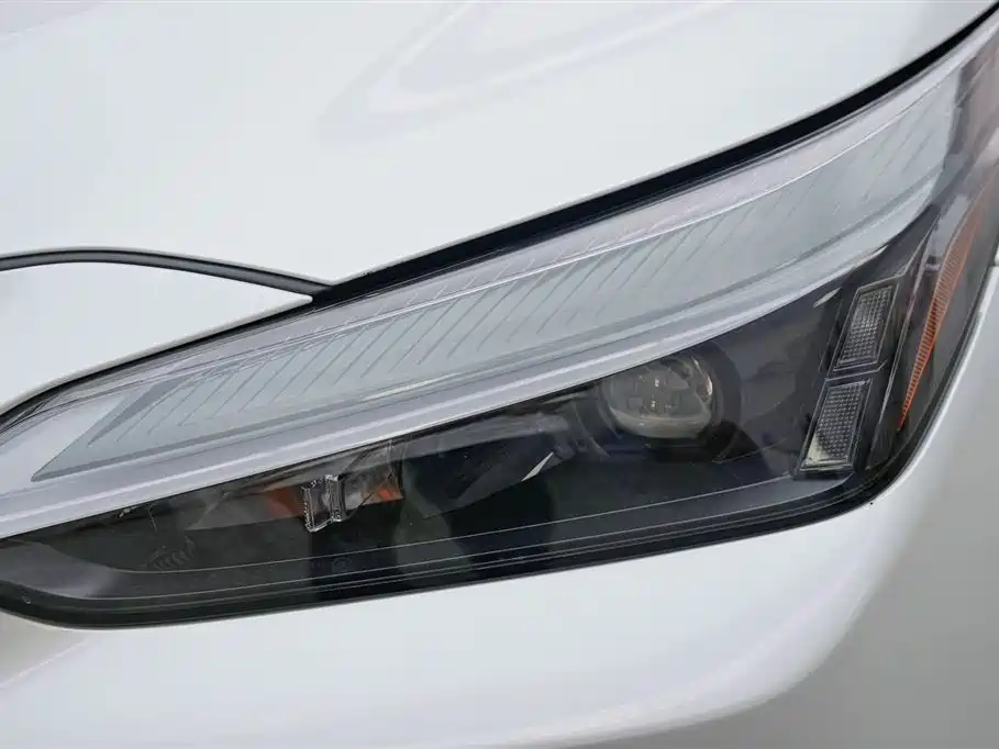 Lexus NX 2023 260
