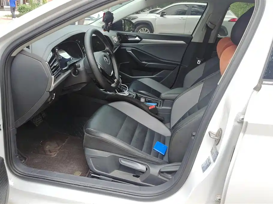 Volkswagen Sagitar 2021 200TSI DSG Comfort Smart Connect