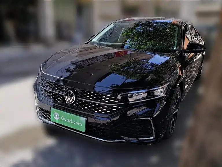 Volkswagen Passat 2024