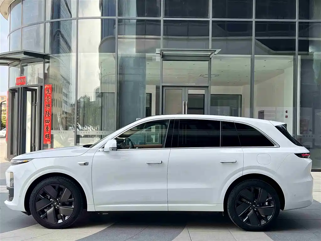 Li Auto IDEAL L6