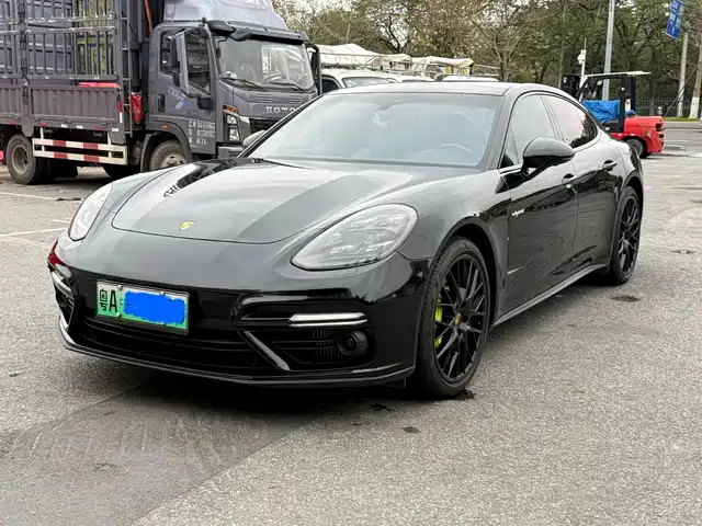 PORSCHE PANAMERA NEW ENERGY 2019