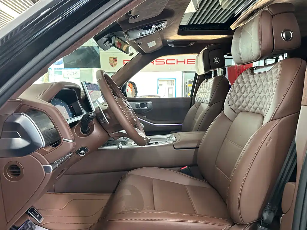 TANK TANK 700 NEW ENERGY