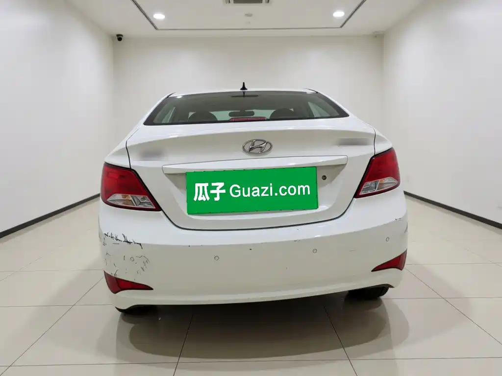 Hyundai Verna — миниатюра 3
