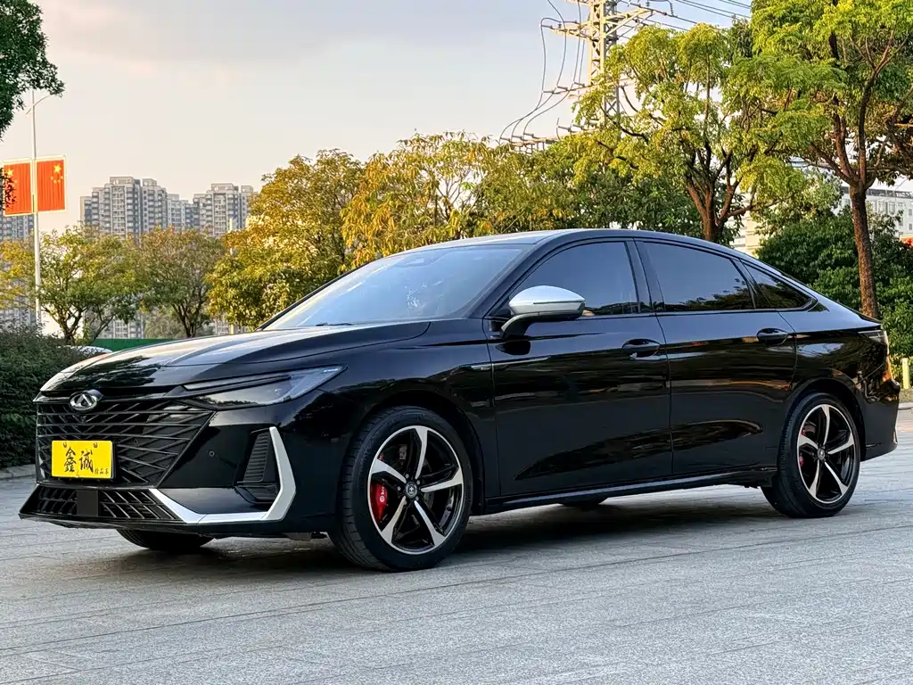 Chery Arrizo 8