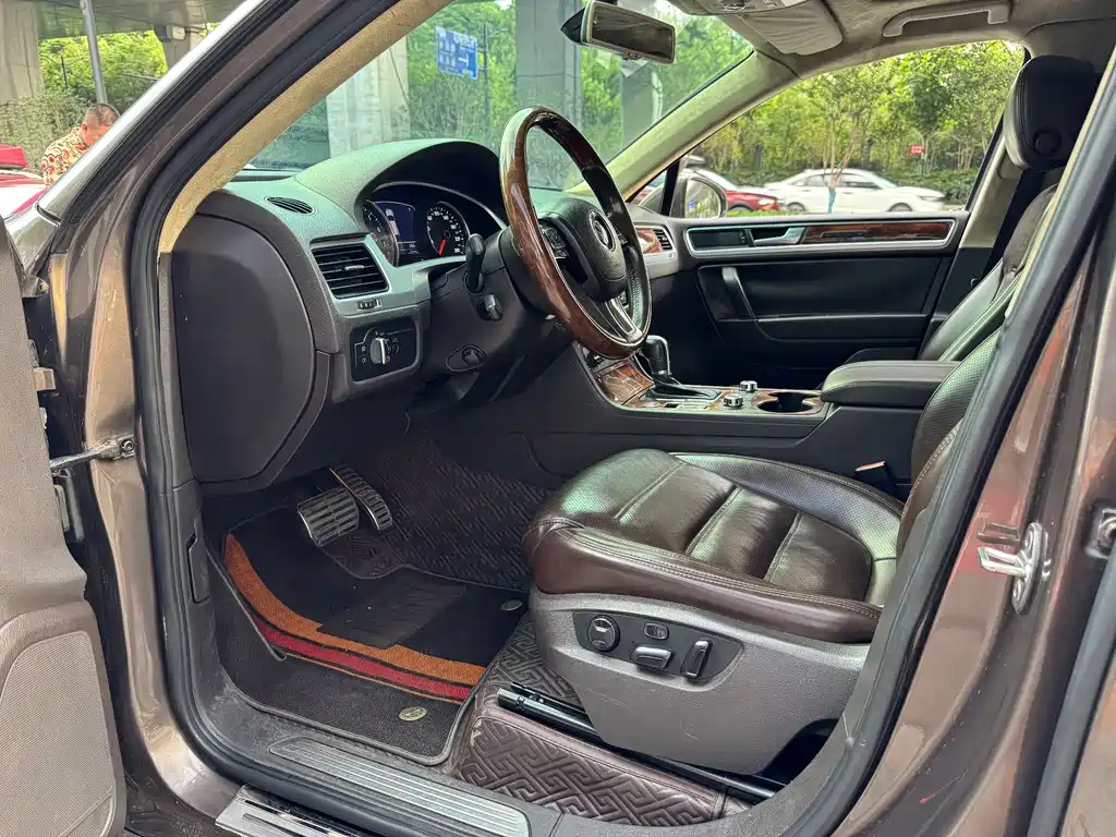 Volkswagen Touareg 2011 3.0TSI Hybrid