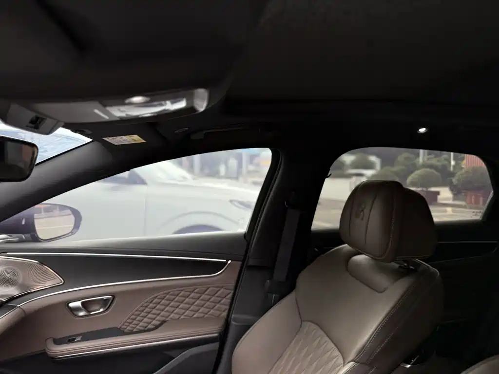 BYD Han — миниатюра 15