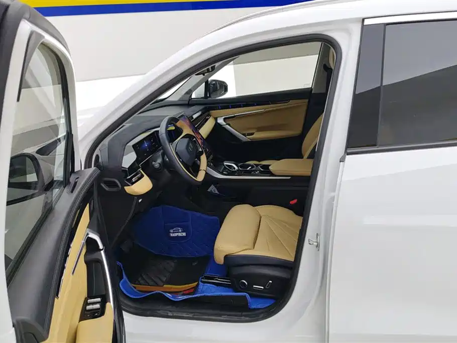 GEELY AUTOMOBILE BOYUE L