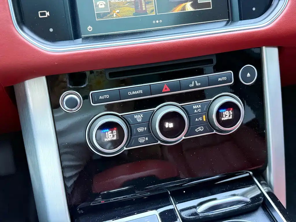 Land Rover Range Rover 2016 3.0T