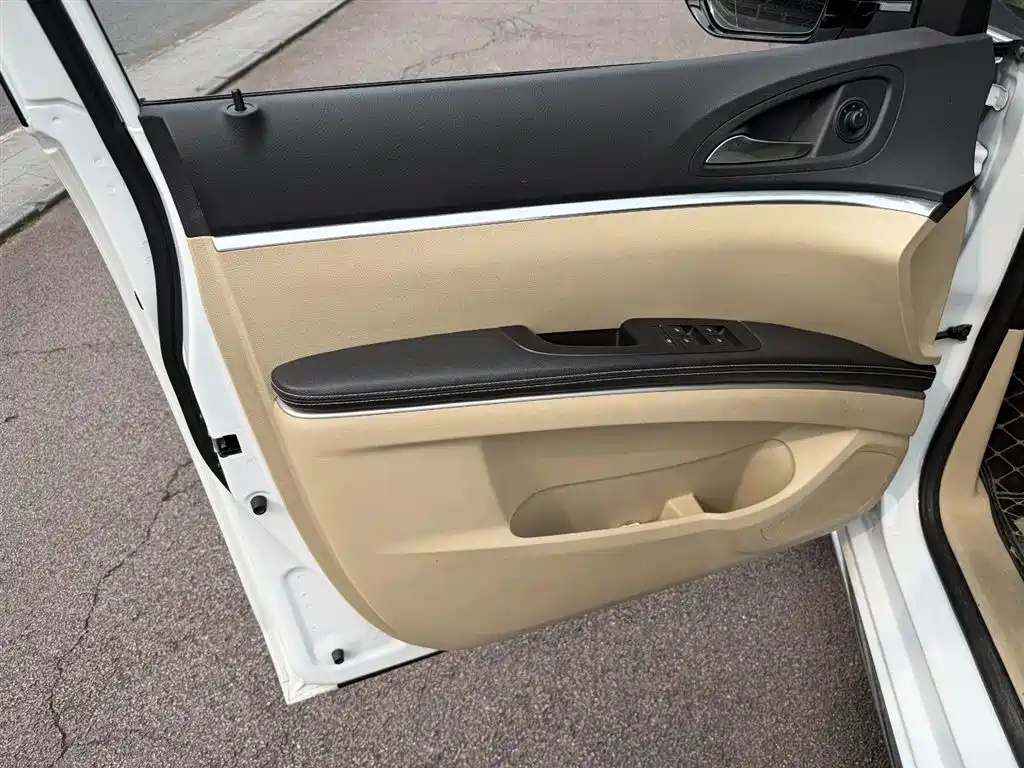 Buick GL8 2023 652T Luxury