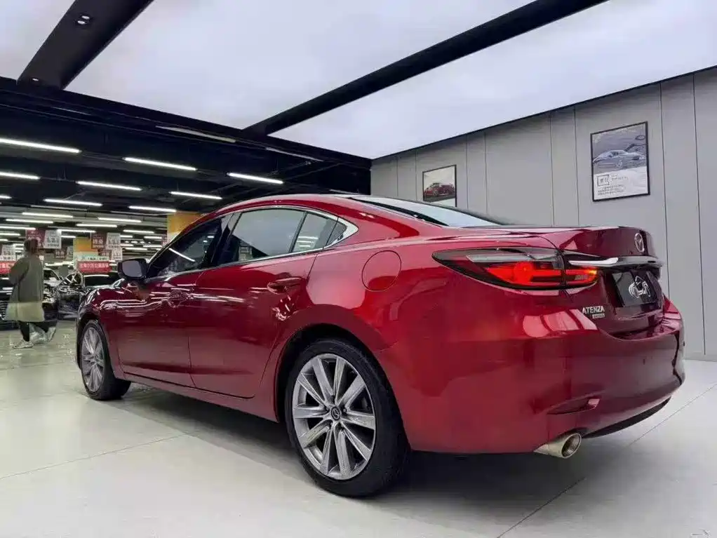 Mazda Atenza — миниатюра 8