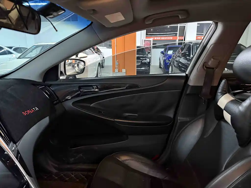 Hyundai Sonata — миниатюра 13