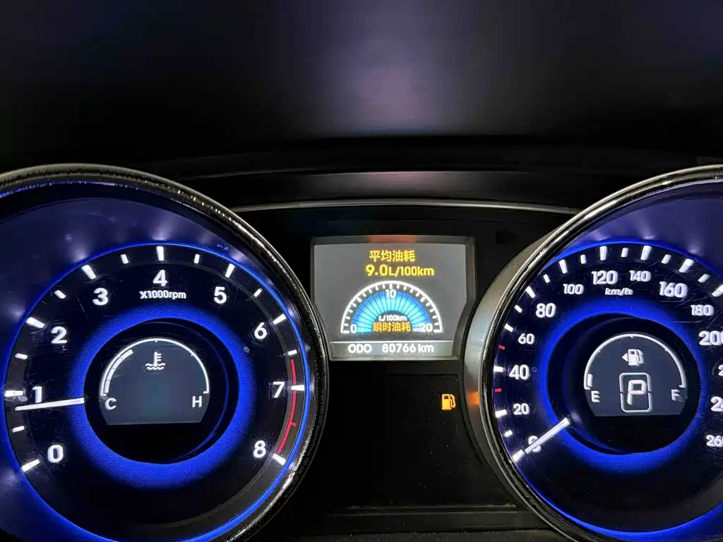 Hyundai Sonata — миниатюра 17