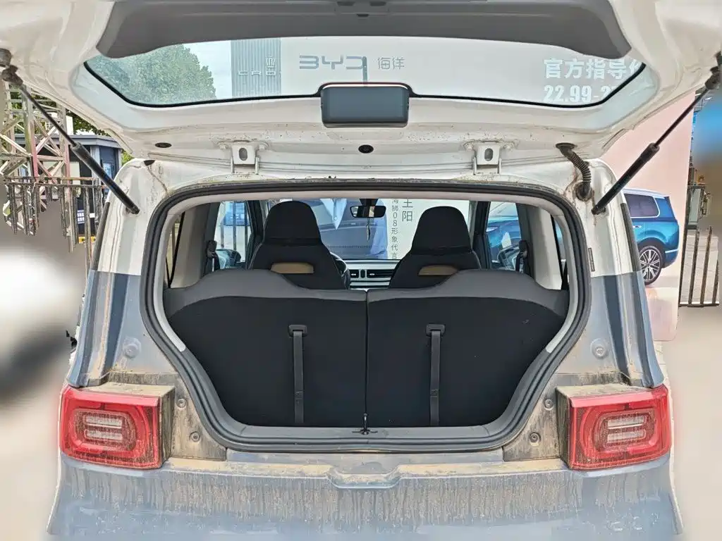 Wuling MINIEV — миниатюра 15