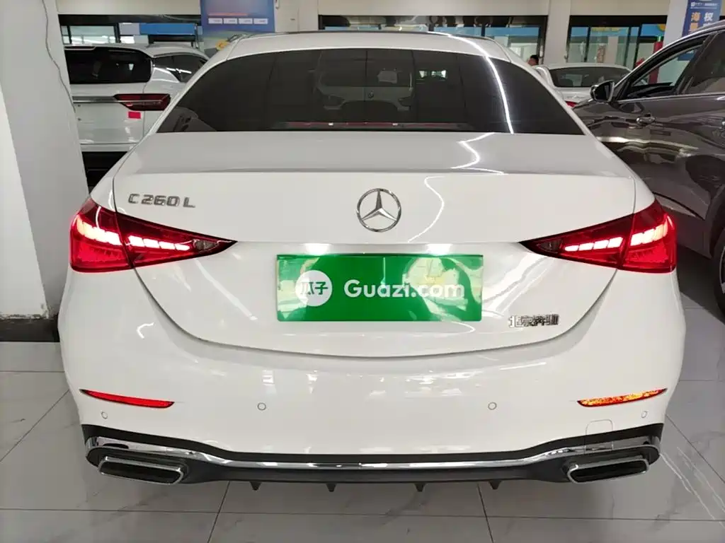 Mercedes-Benz C-Class 2023 — фото 5