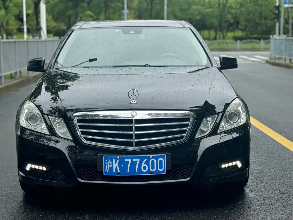 Mercedes-Benz E-Class E 2010 E 300 Luxury