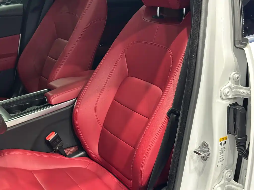 Jaguar XEL 2021 2.0T 200PS R-DYNAMIC Sport