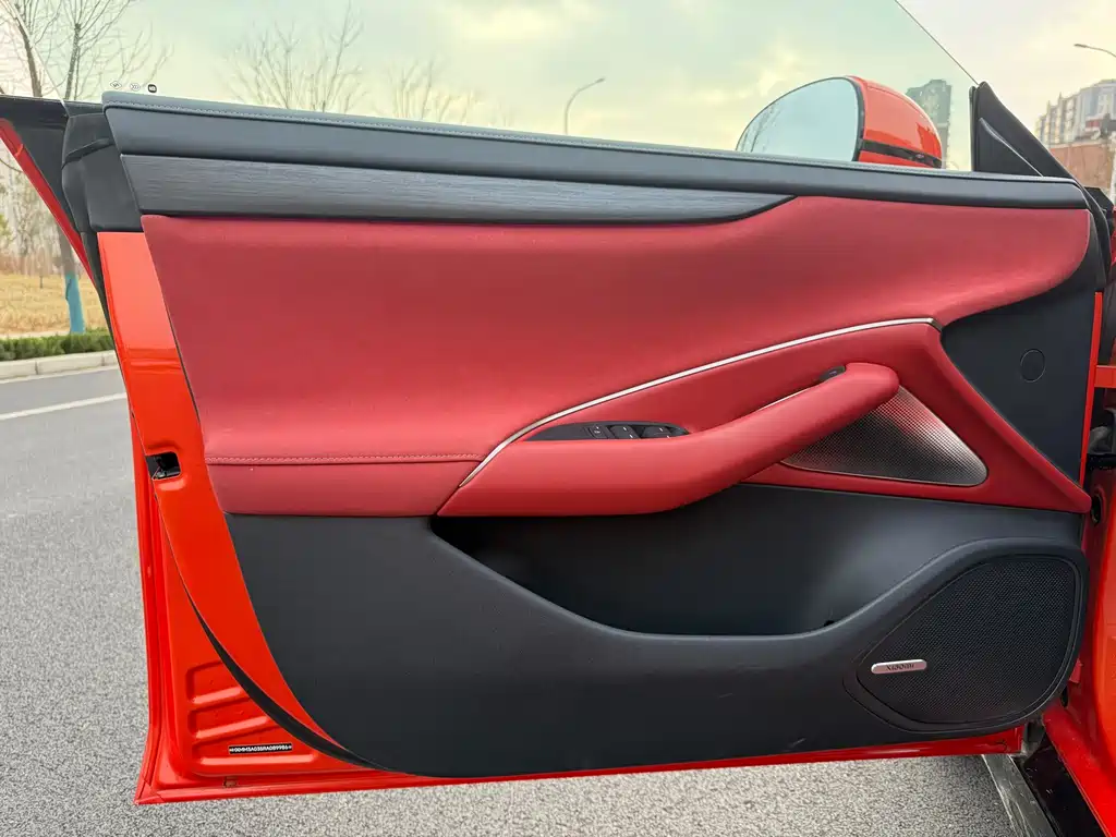 XIAOMI CAR XIAOMI SU7